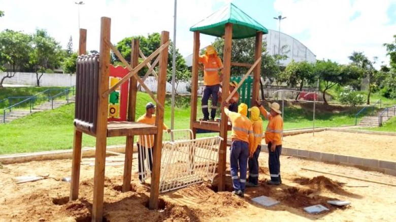 ‘Praça do Roxo’ é revitalizada e ganha brinquedão e paisagismo em Hortolândia