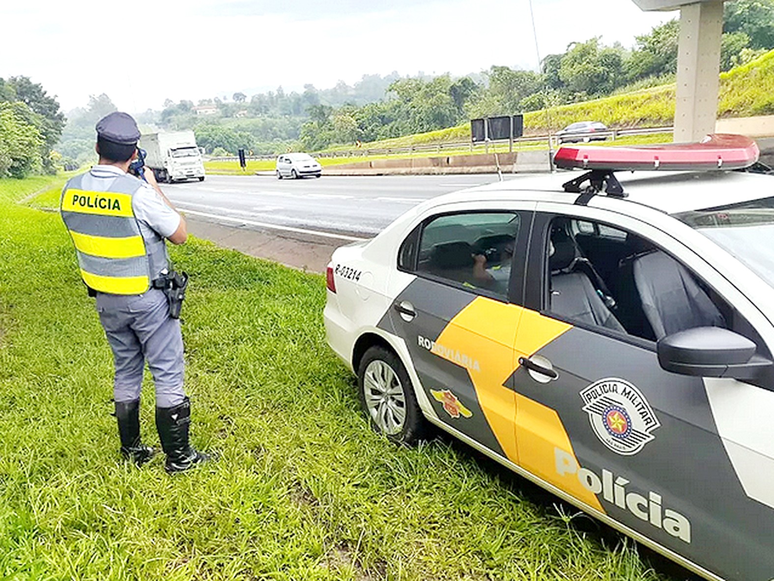 1.886 motoristas são autuados por embriaguez ao volante durante o feriado prolongado