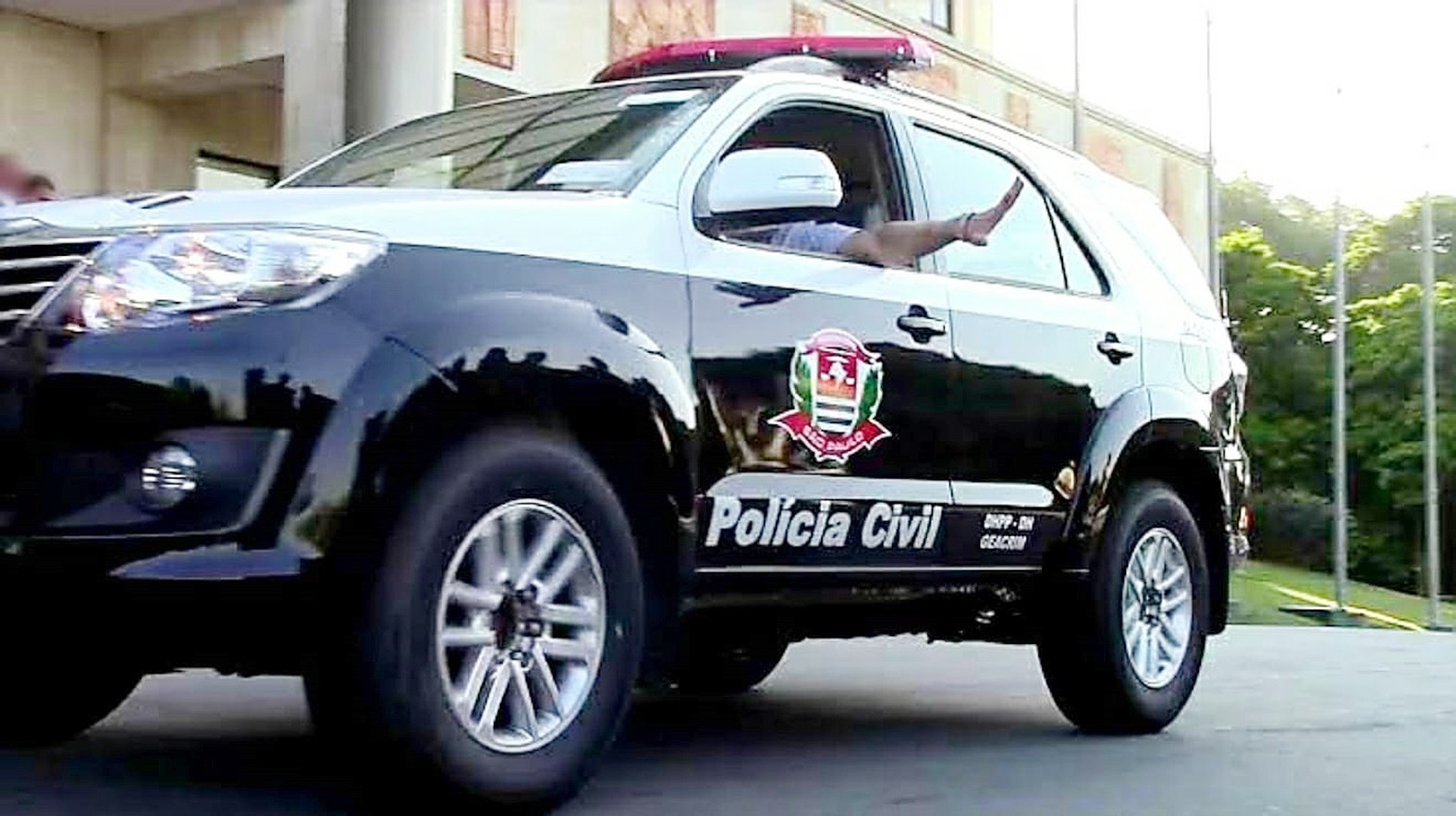 Polícia Civil investiga assalto a condomínio de luxo em Sumaré