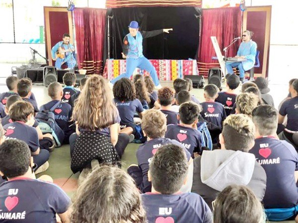Projeto cultural Caravana Renovarte percorre escolas de Sumaré até dia 27
