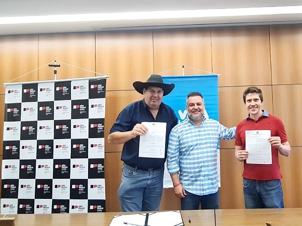 Prefeitura de Monte Mor renova convênio do Programa Viva Leite