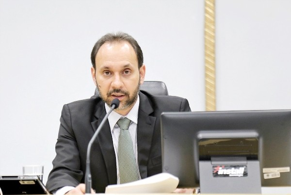 Du Cazellato descumpre TAC para zerar vagas de idosos e MP cobra multa de R$ 580 mil