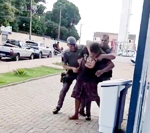 Pai é preso acusado de agredir filho de um ano em Sumaré
