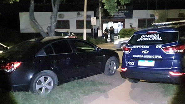 Guarda Municipal prende 2 mulheres com carro roubado em Hortolândia
