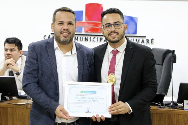 Delegado é homenageado por prisão de agressor que matou animal em Sumaré