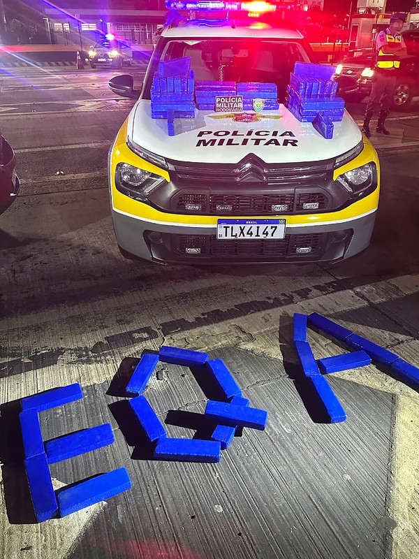 Casal é preso com 43,5 quilos de maconha na Rodovia Anhanguera