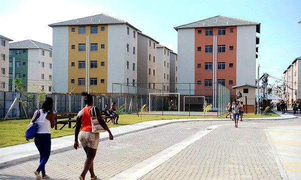 Mercado imobiliário aquece no fim de ano e eleva poder de compra na região