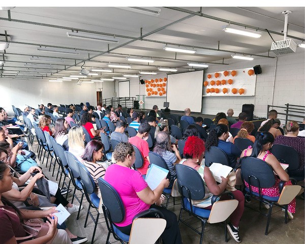 Sumaré e Mercado Livre promovem processo seletivo na área de logística