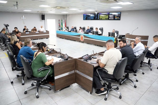 Vereadores querem substituir sinais sonoros e podem alterar rotina de escolas de Americana