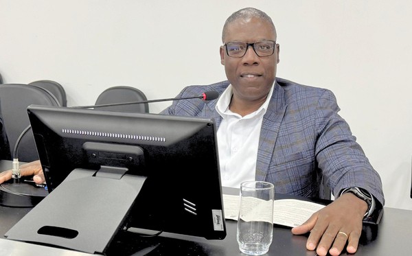 Denúncia no Ministério Público pede investigação contra Oséias Jorge por possível ameaça contra autoridades