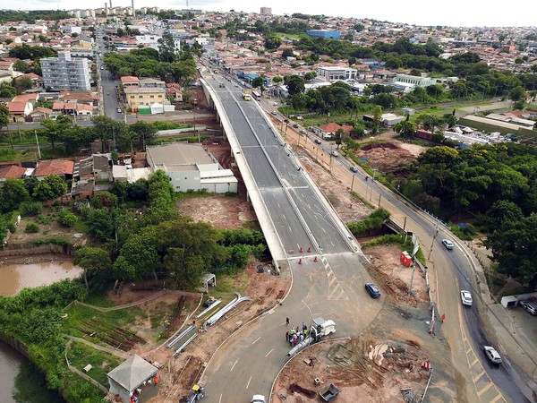 Viaduto da Vila Real, em Hortolândia, vai facilitar tráfego de 30 mil veículos