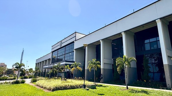 Nova Odessa reduz funções de confiança e gera economia