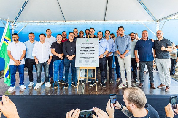 Prefeito de Paulínia entrega 1ª escola de ensino fundamental de período integral