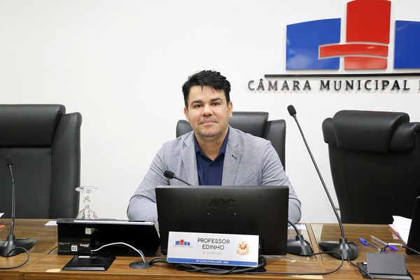 Prof. Edinho propõe responsável técnico para piscinas em Sumaré