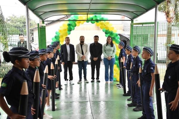 Sumaré oficializa primeira escola cívico-militar municipal do Estado de São Paulo