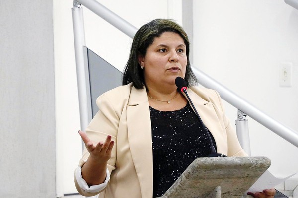 Vereadora Camilla Hellen admite que pode perder mandato em Monte Mor