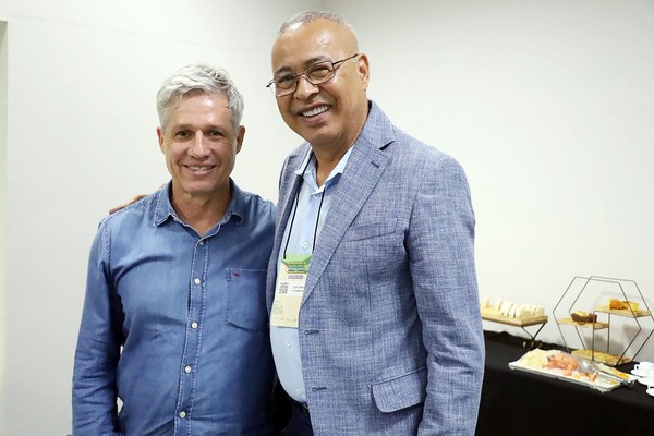 Zezé se reúne com ministro e destaca novos caminhos para desenvolvimento