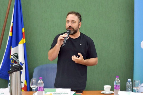 Henrique sanciona salário de R$ 8,8 mil para conselheiros tutelares de Sumaré