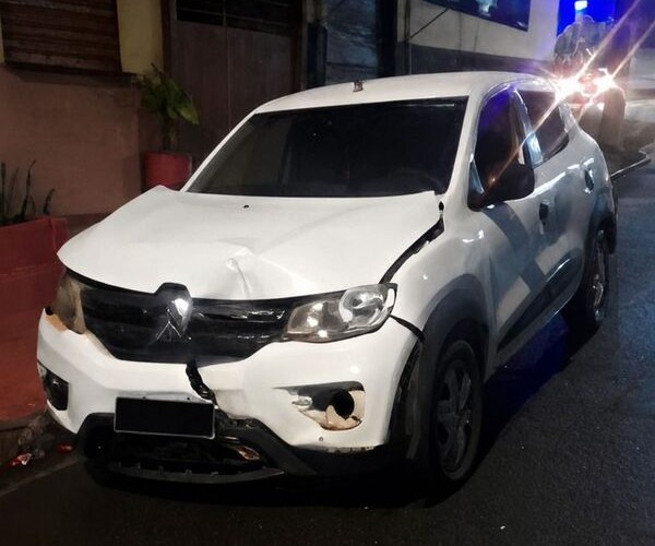 Motorista embriagado é preso depois de acidente com carro roubado em Sumaré