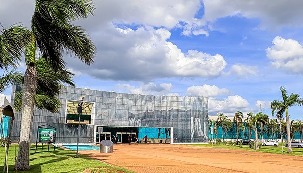 Paulínia reforça quadro de servidores com mais 16 agentes administrativos